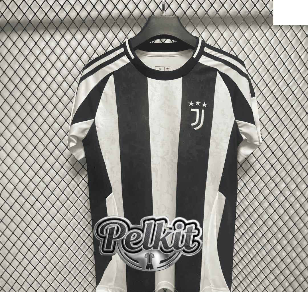 Juventus 24/25 Home Jersey