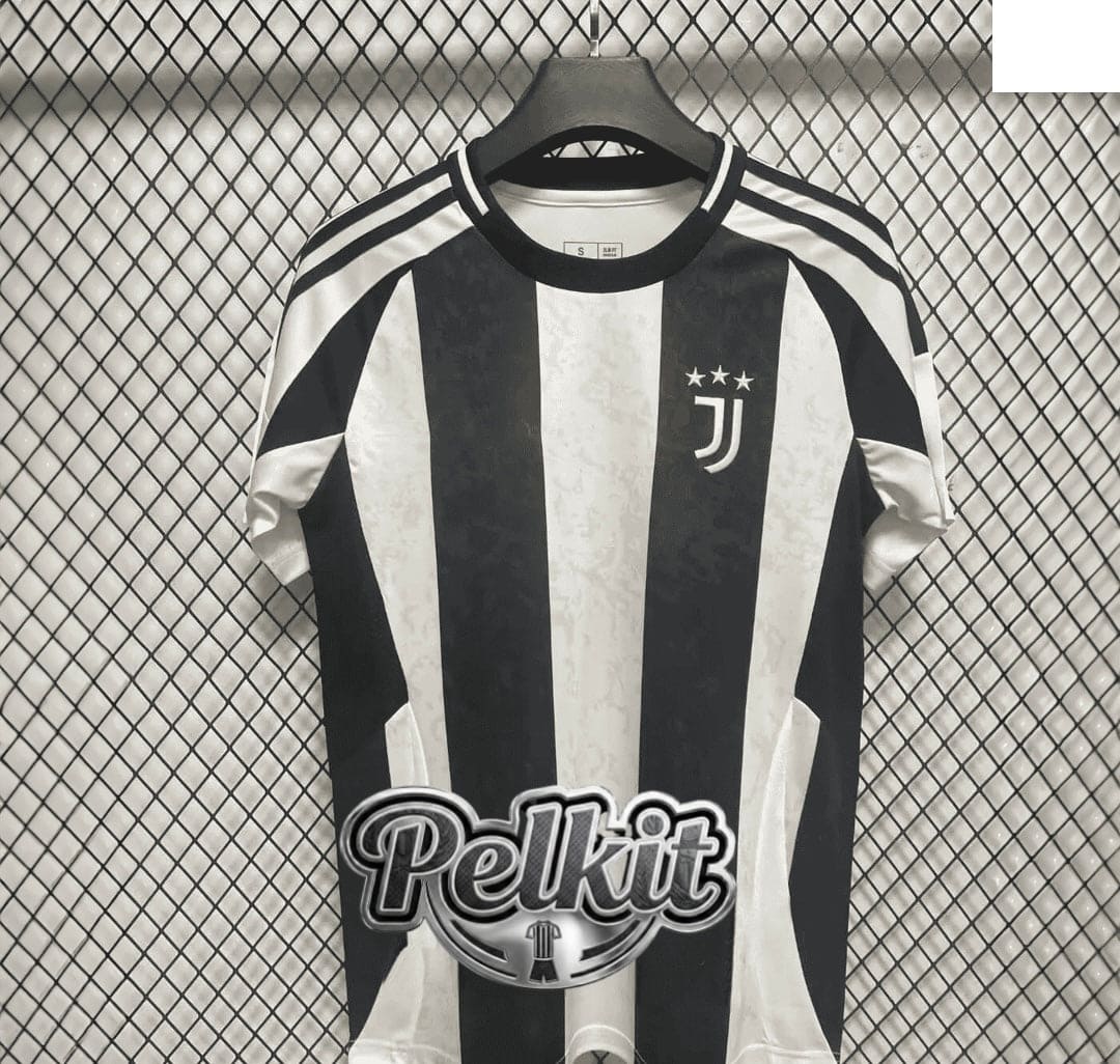 Juventus 24/25 Home Jersey