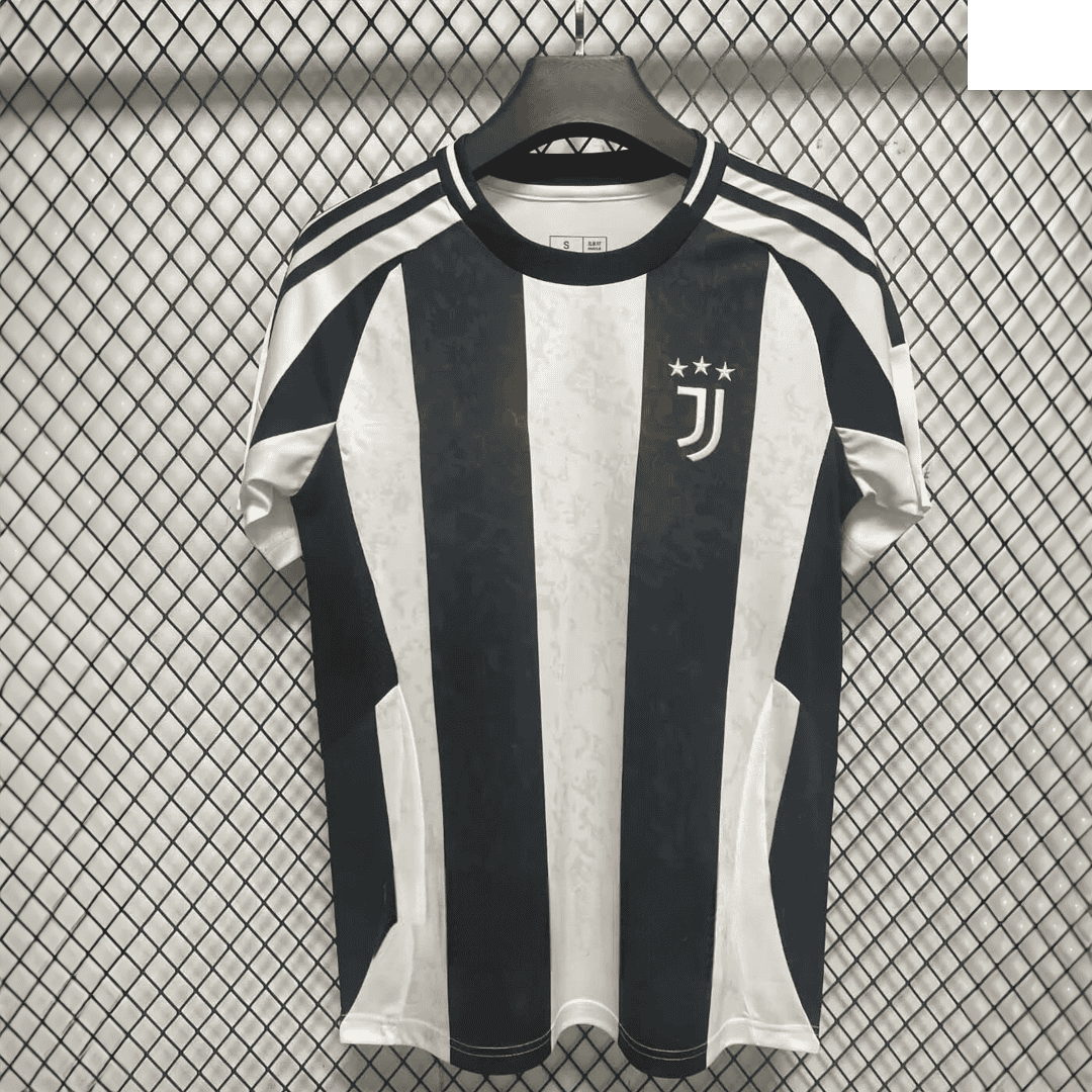 Juventus 24/25 Home Jersey